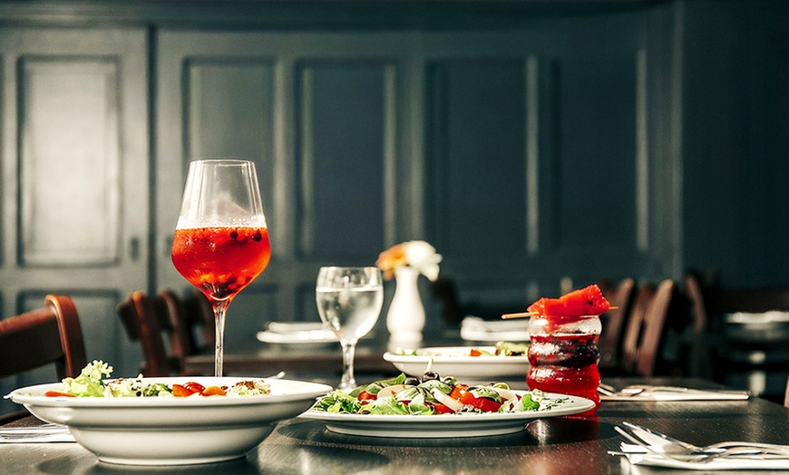 Image 3: 2- oder 3-Gänge-Menü mit Steak- oder Fischgericht für 2 Personen