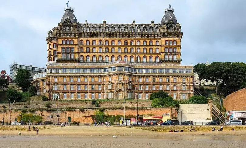 Scarborough: Standard Double or Twin Room with Breakfast and Wi-Fi