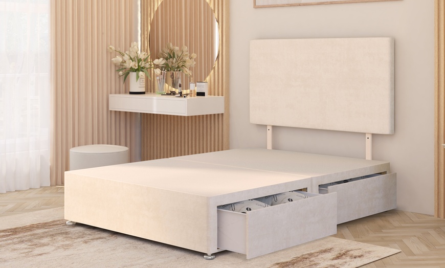 Image 11: Plush Velvet 4-Drawer Divan Bed Set