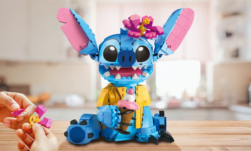 Image 1: Stitch-Inspired Building Block Kit