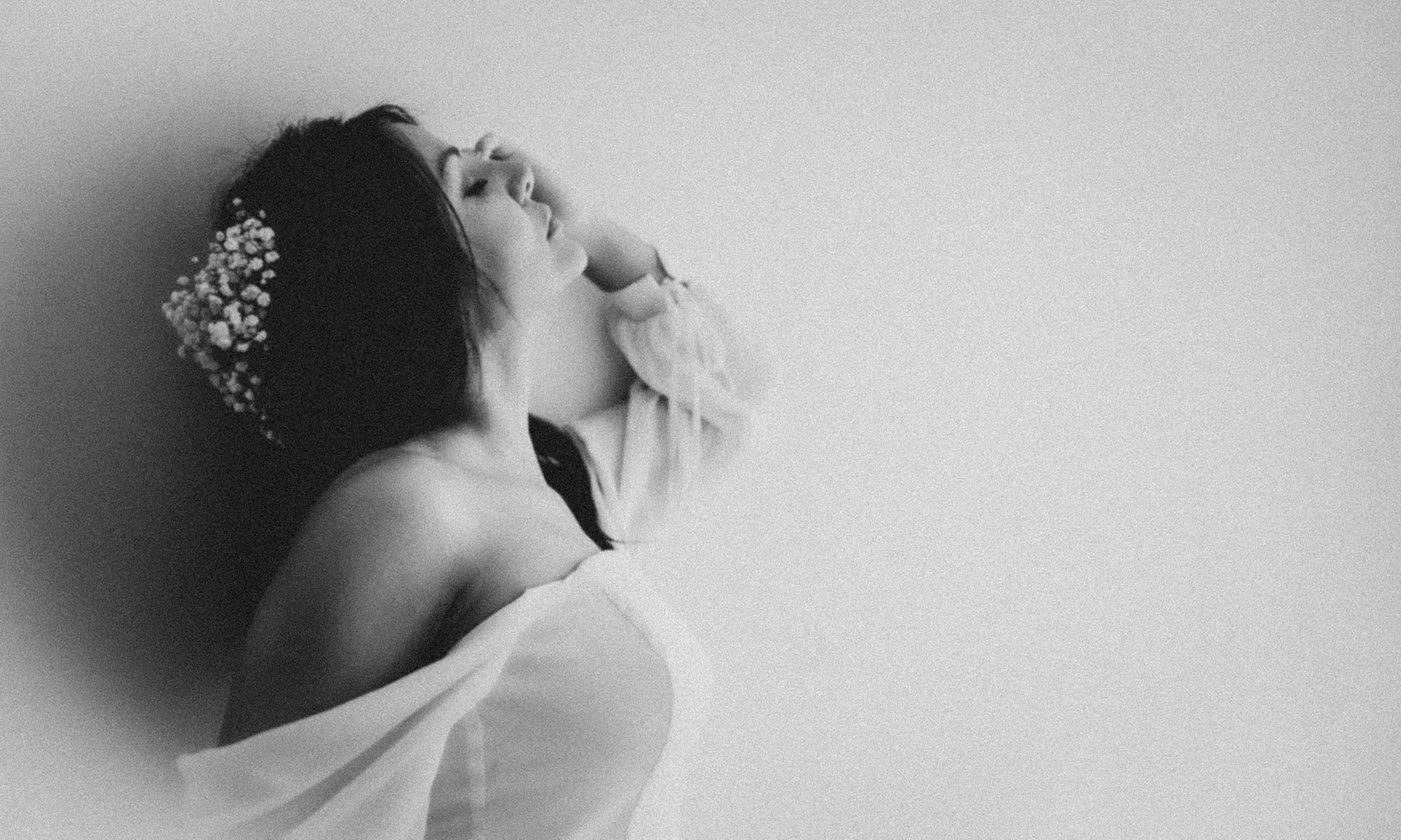 Sesión de fotos de pareja, embarazo y más (60 digitales y 2 impresas)