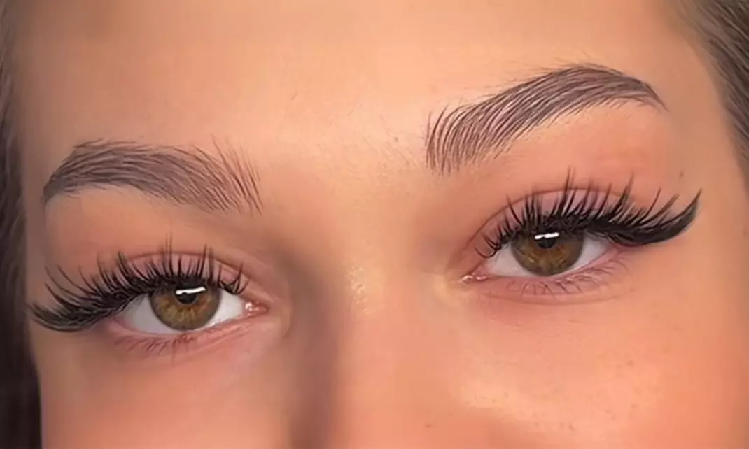 Explore Fabulash's Eyelash Extensions, Offering Up to 44% Off on Diverse Styles for Every Occasion