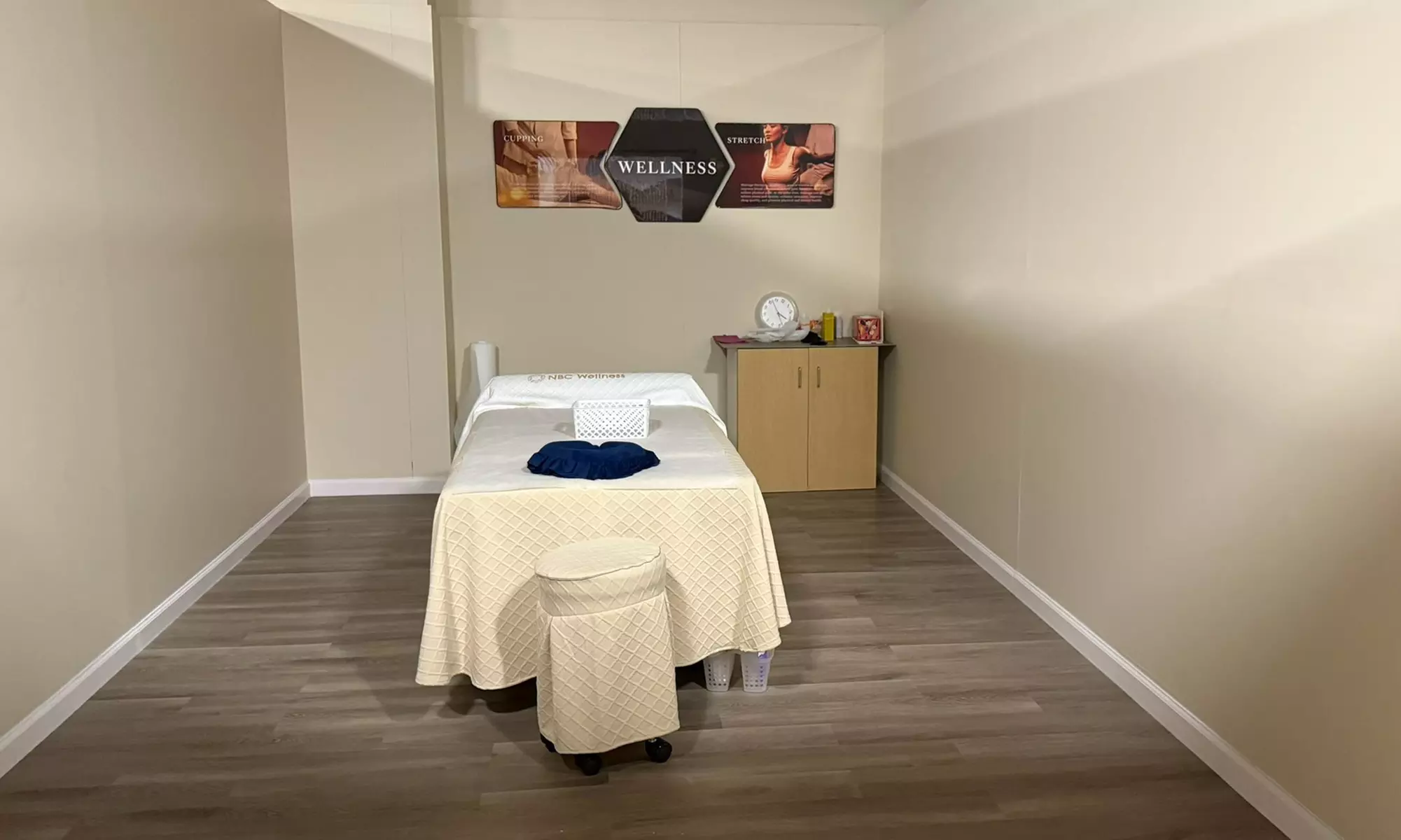Deep Cleansing & Relaxing Herbal Head Spa for One or Couples