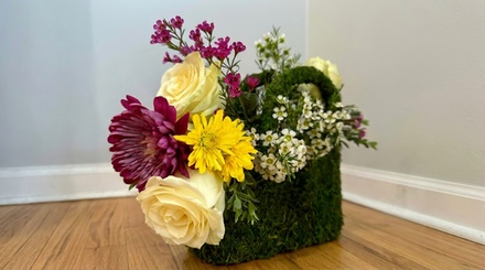 Hands-On Flower Arranging 60min Class for One - So Forking Great LLC