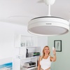 Image 1: Ventilador de techo silencioso con aspas retráctiles, de InnovaGoods