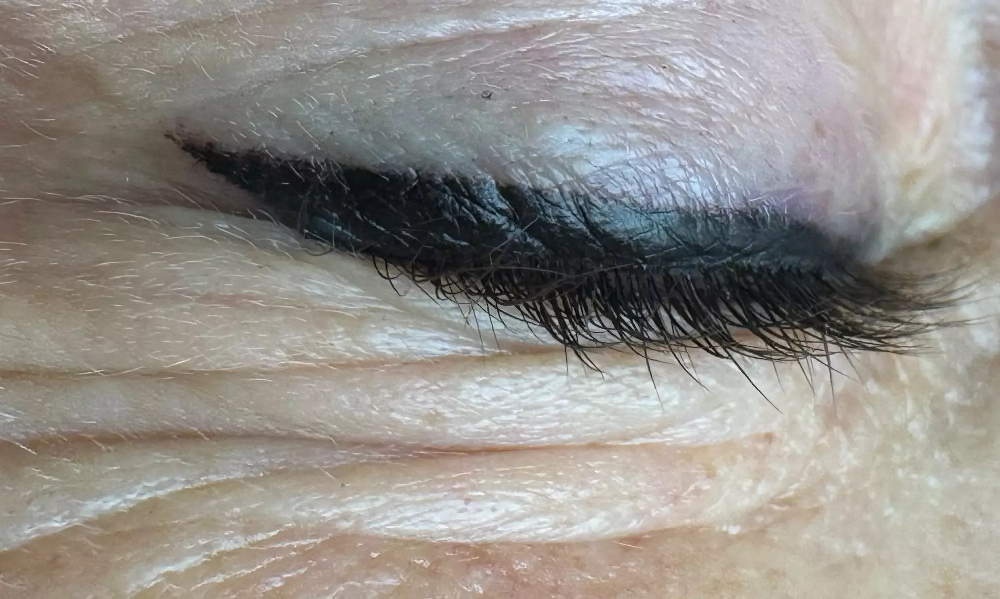 One Powder Brow, Lip Blushing Session, or Eyeliner Session (Top or Bottom) at Bambina Blades (Up to 30% Off) - Second Medium