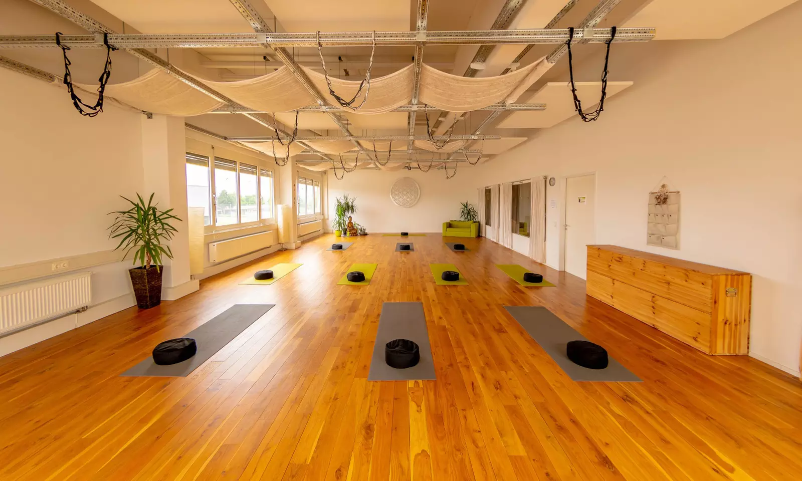 2x Kinder-Yoga, Yoga oder Tanz für Mamas oder Yoga & Pilates