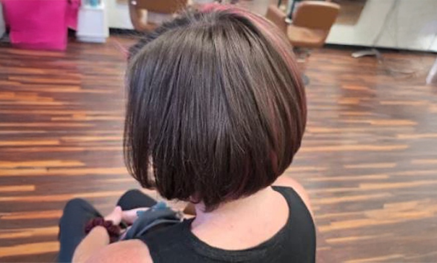 Image 3: Haircut + Condition & Blowdry, Single Process, Half Or Full Highlights