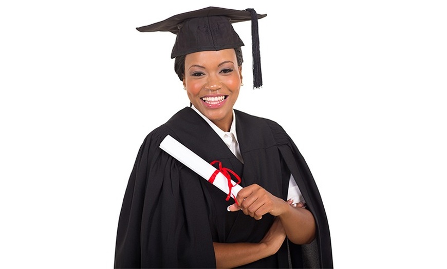 Image 4: Graduation Photoshoot