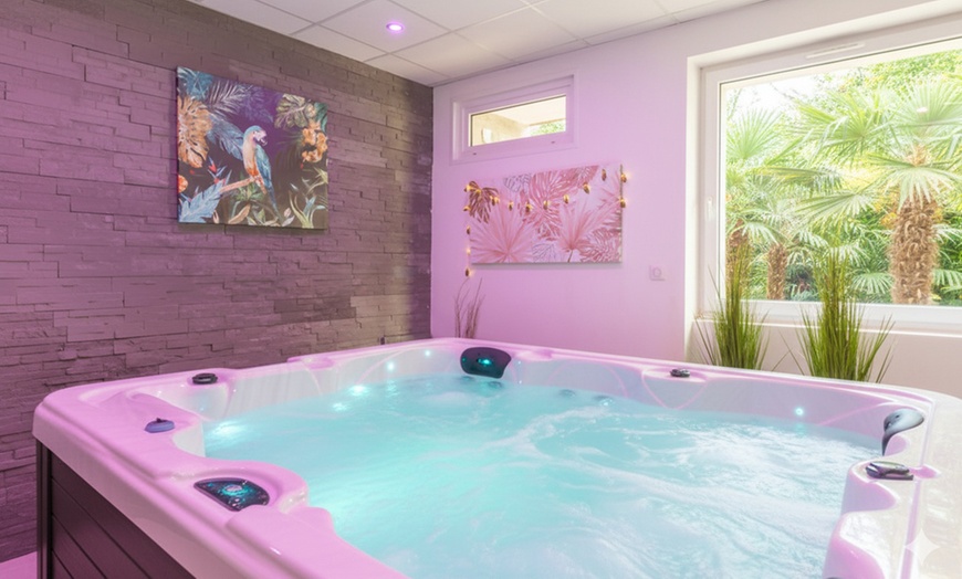 Image 1: Spa privatisé pour 1 ou 2 pers. avec hammam et soins en option à O Spa