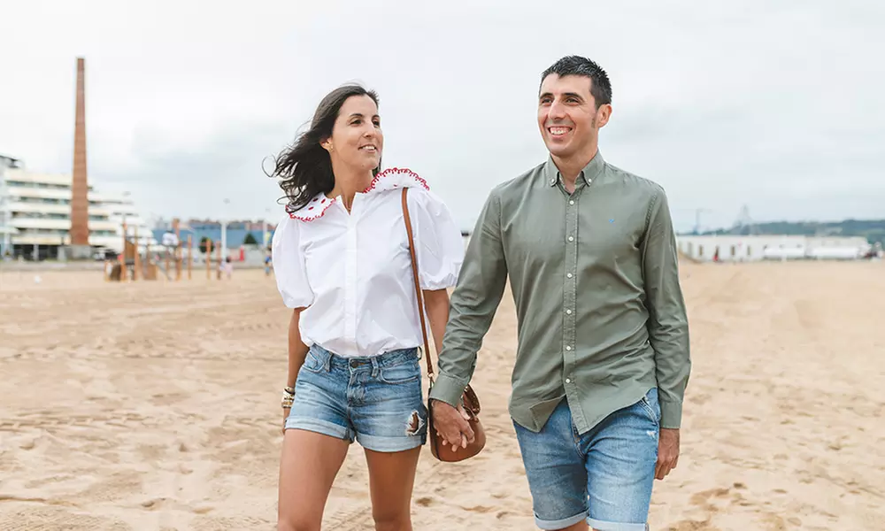 Sesión de fotos en pareja en la playa o cualquier lugar de Gijón
