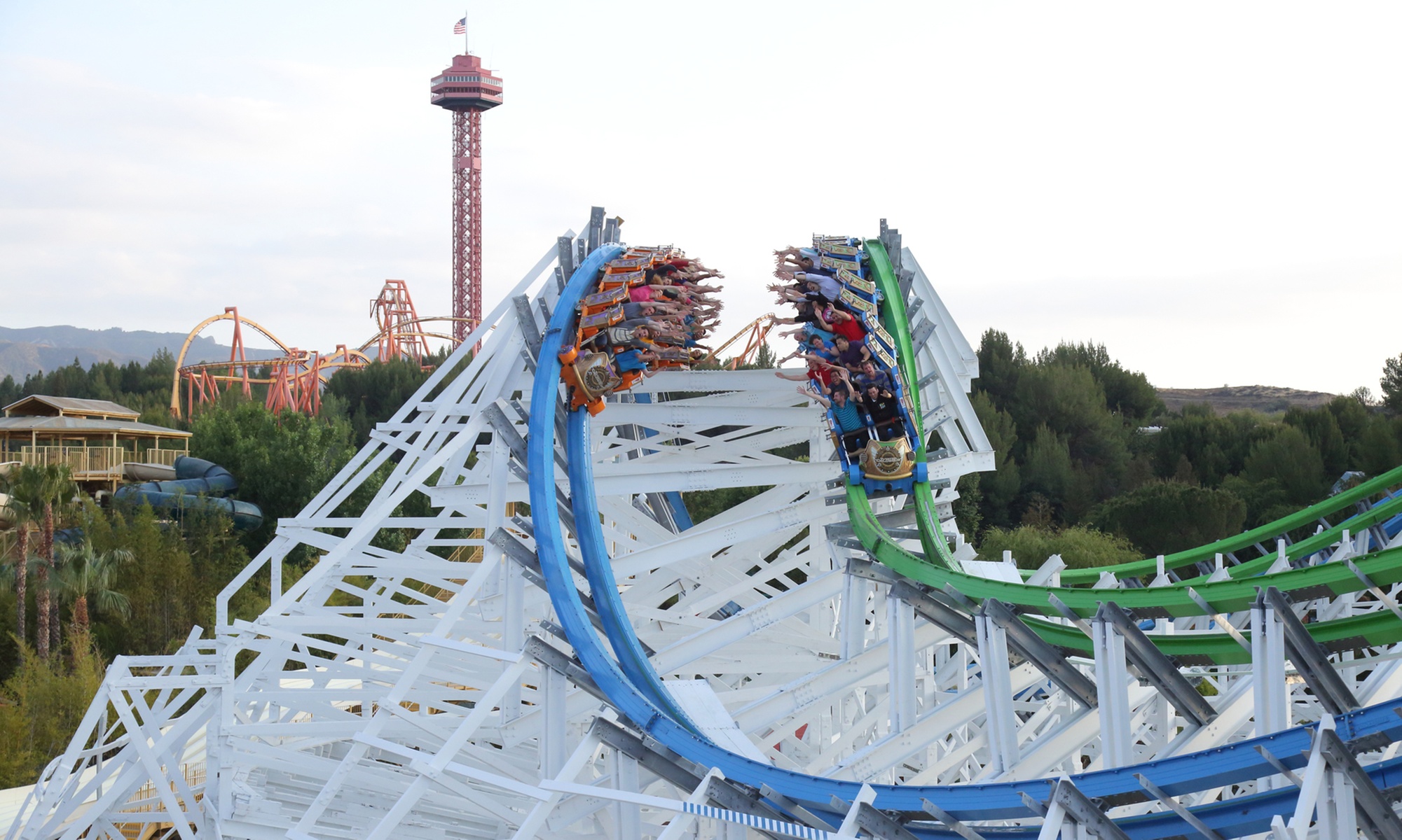 EXCLUSIVE: Six Flags Magic Mountain - Up to 45% Off