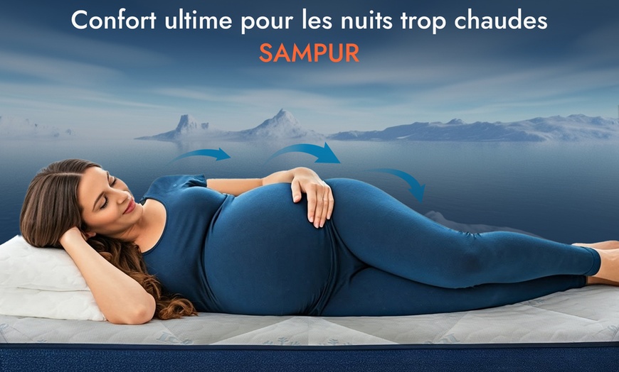 Image 4: Surmatelas spécial été 100% microfibre tissu Ice Cool rafraîchissant