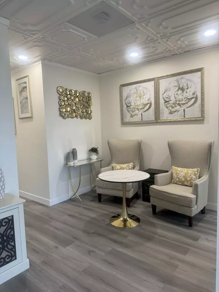 Mini Lip Plump with Half Syringe of Dermal Filler at Royal Med Spa