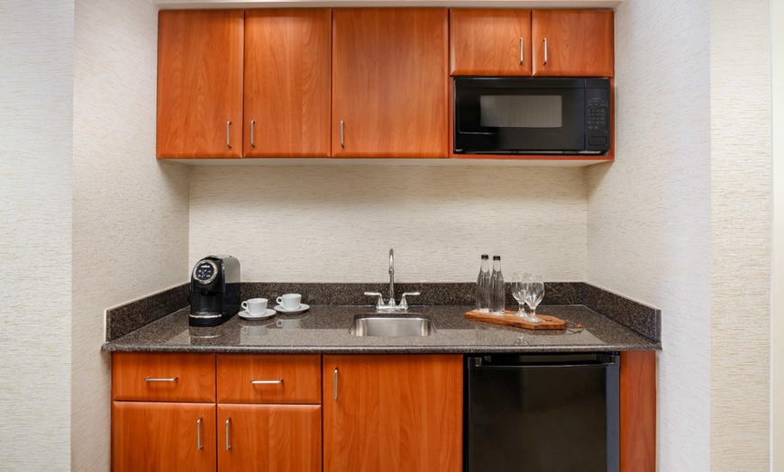 Image 4: Member-Only Deal: Oceanfront Retreat with Spacious Suites & Spa