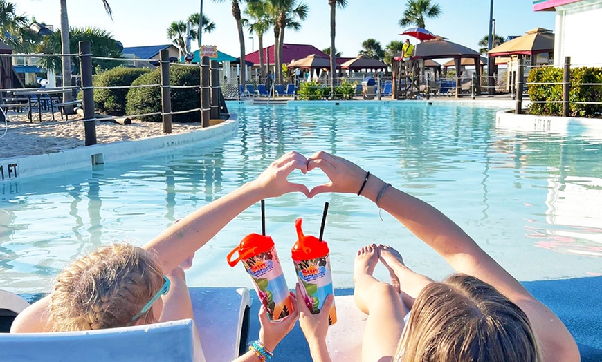 Image 2: Waterpark Admission for One