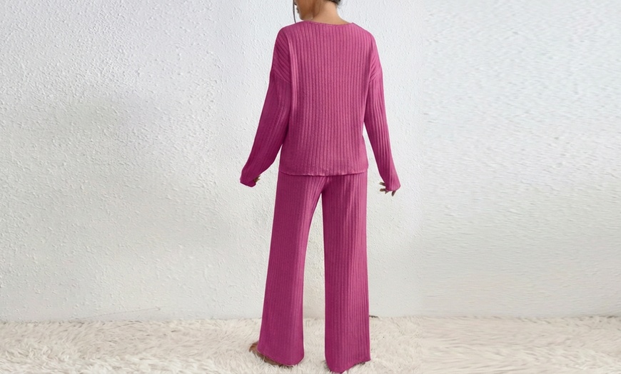 Image 9: Women’s V-neck Knitted Solid-colour Two-piece Set 