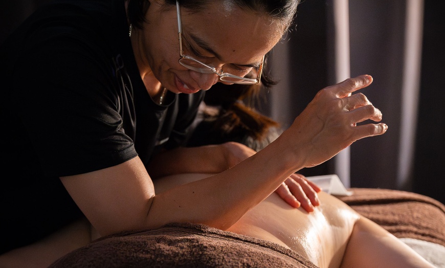 Image 1: Get 45-Minute Full-Body Deep Tissue or Relaxation Massage 