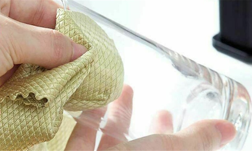 Image 4: Reusable Cleaning Cloths