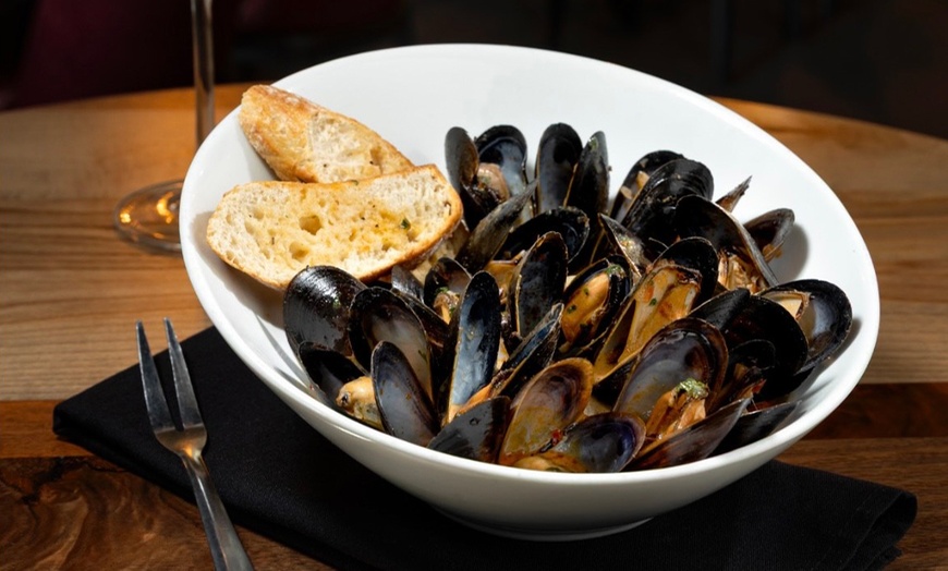 Image 5: Authentic French Dining & Epicurean Wines in Daytona Beach