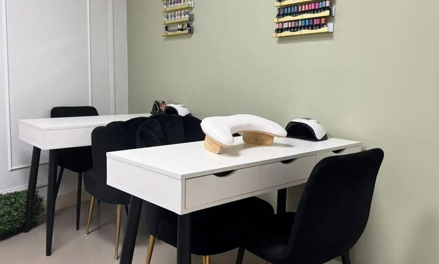 Image 11: Hybrid Brows, Wimperlifting & Wenkbrauwen Epileren bij Bellah Soest