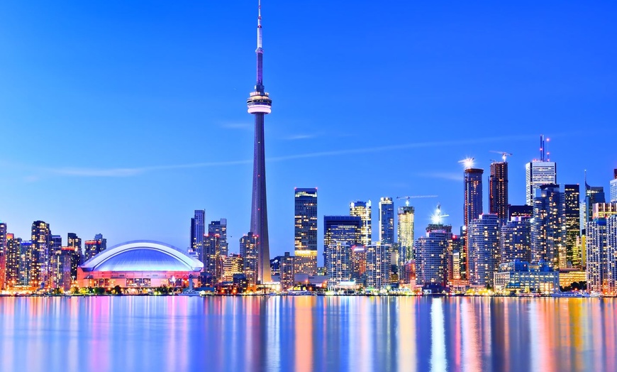 Image 6: ✈ 7-Day Toronto & Montreal with Optional Niagara Falls Vacation w/ Air
