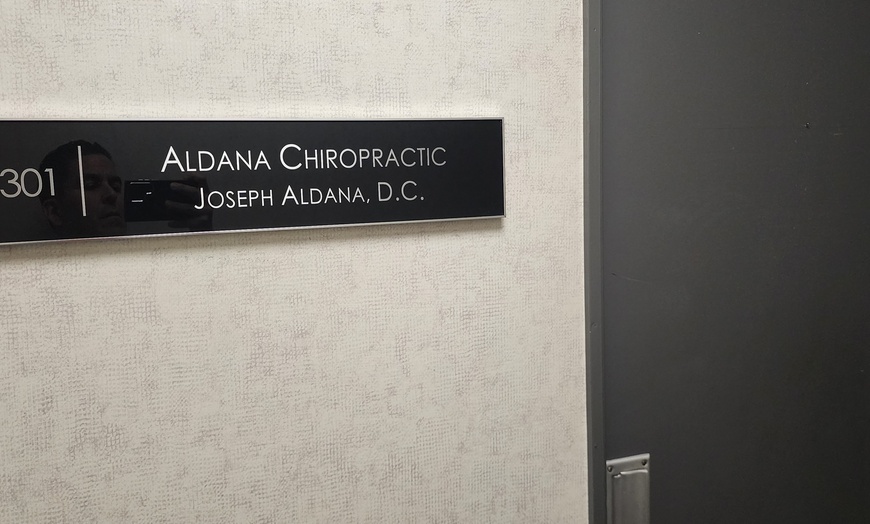 Image 5: 60- or 90-Minute Choice of Massage (Deep Tissue or Sports/Rehab)