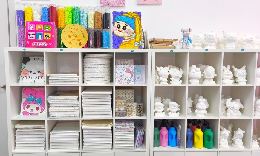 Image 9: Taller creativo a elegir con bebida para 1 o 2 personas