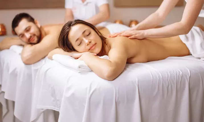 Massage du corps en solo ou duo : Tui Na, relaxant, aux huiles chaudes ou essentielles (jusqu'à 29% de remise) - Primary Image
