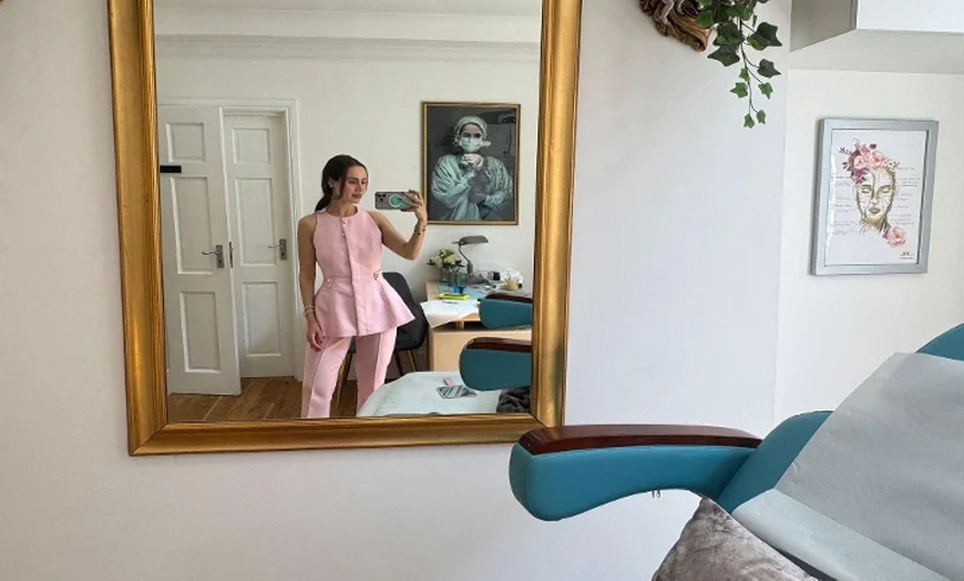 Image 2: Enhance Your Look with Dermal Filler: 0.5ml or 1ml