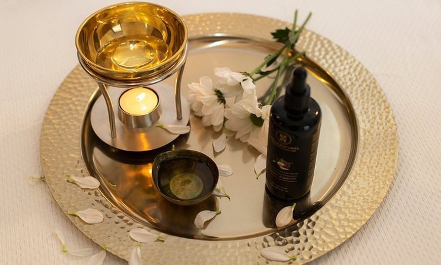 Image 5: Masaje con técnica a elegir o ritual Alella Essence en pareja