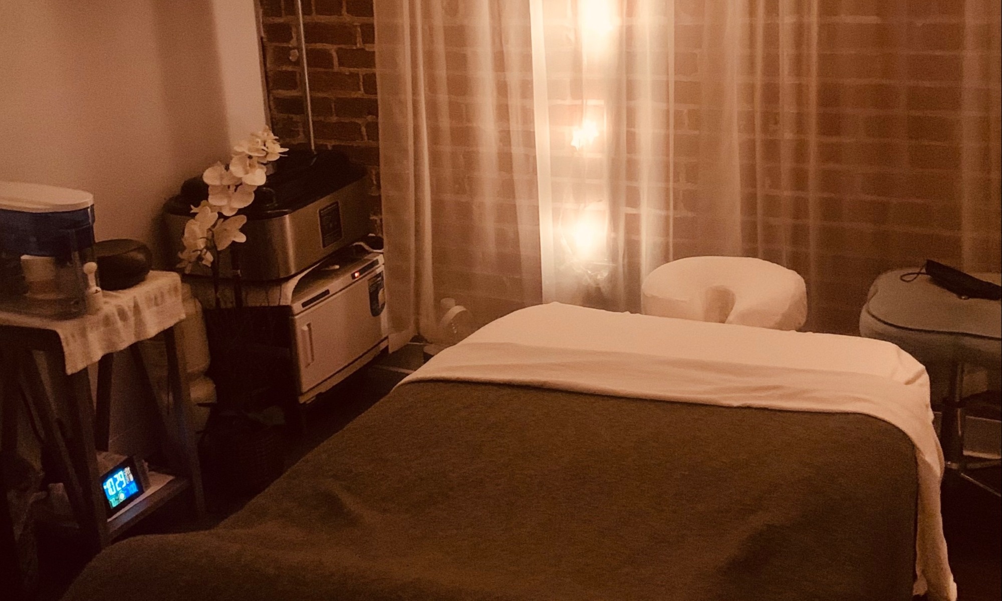 60/ 90-Min Chakra Balancing Massage, 120-Min Signature Massage & More