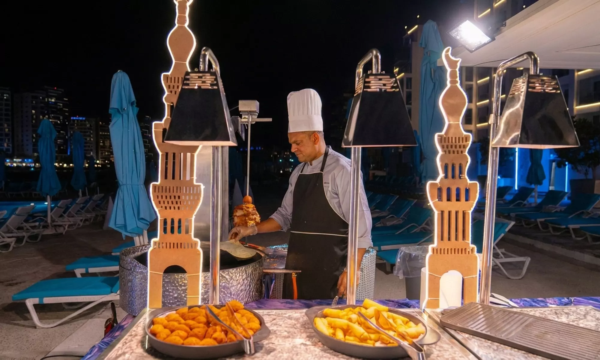 Enjoy a 5* Beach front Iftar Buffet with Ramadan Beverages