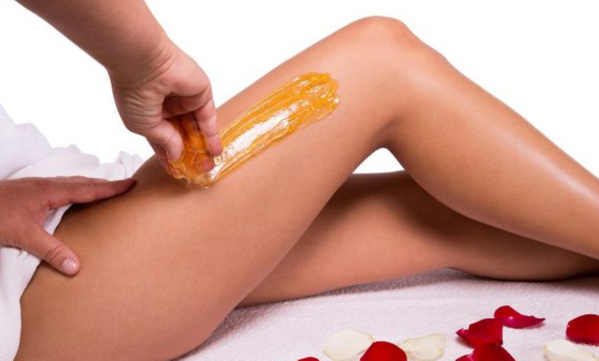 Image 1: Jusqu'à 60% de remise sur Épilation à la cire chez Junessa beauty