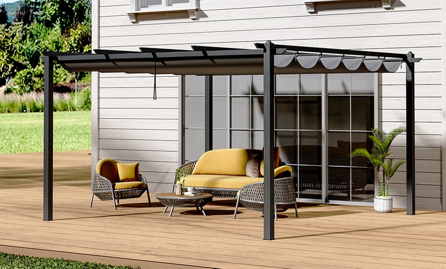 Image 5: Outdoor Pergola