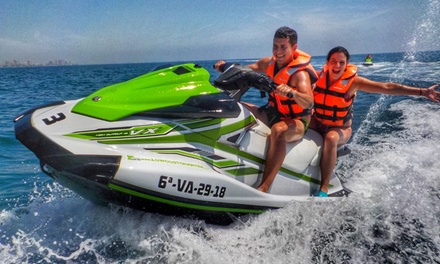 Alquiler de moto de agua para 1 o 2 personas durante 30 minutos y acceso a Beach Club Cala Blava - LOW COST CHARTER