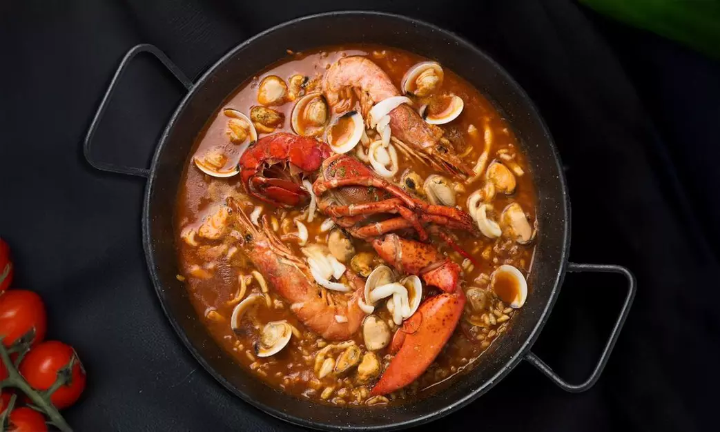 Menús de arroces o Premium para 2 o 4 personas con todo incluido