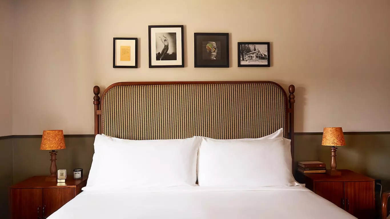 Member's Pricing: Cozy Escape Minutes from Tanglewood & Trails
