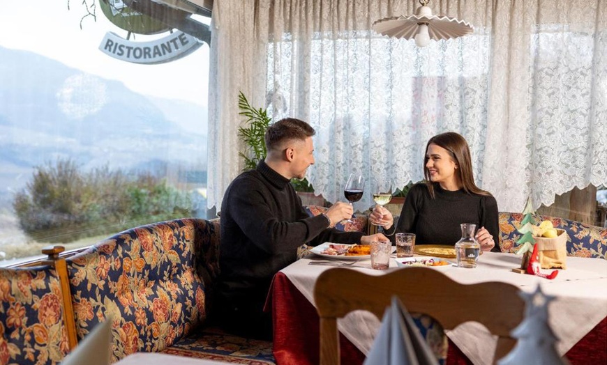 Image 12: Trentino: 1 o 2 notti con colazione, aperitivo o cena per 2