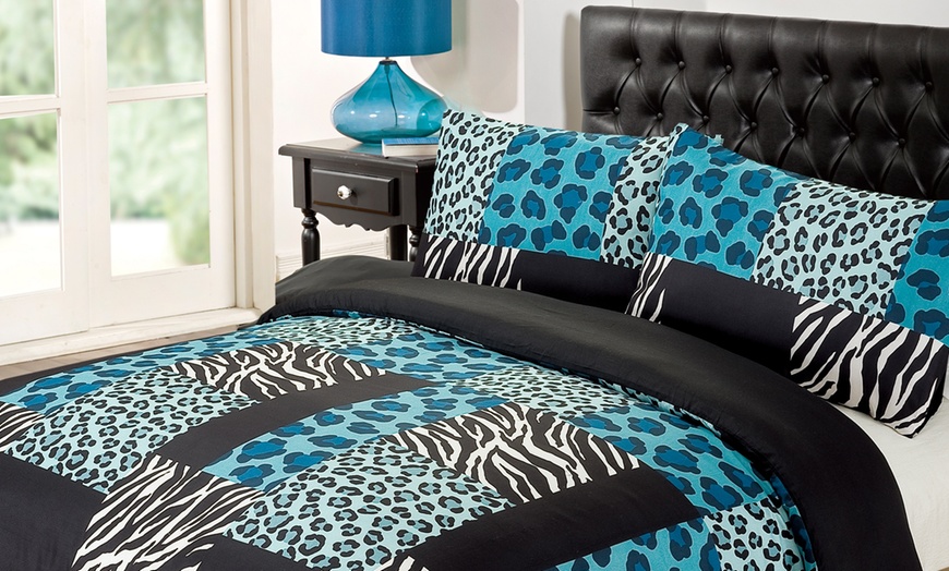 Image 3: Duvet Sets in Choice of Design