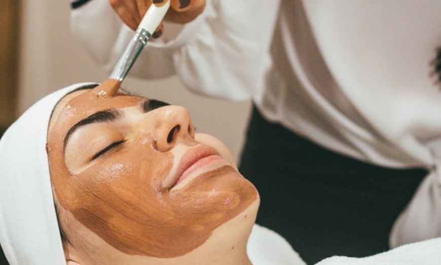 Image 1: Take a Break with a Relaxing Glow Facial Treatment