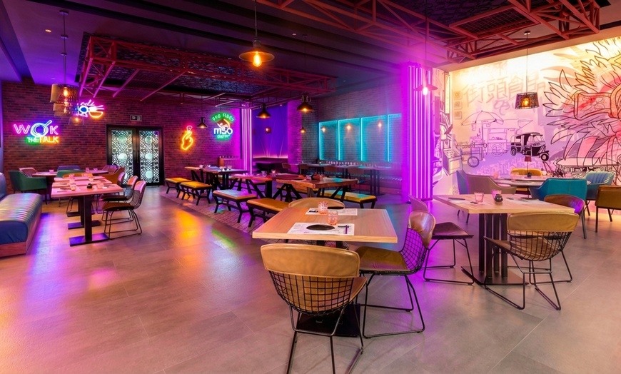 Image 4: Romantic Dinner with Set Menu & Sparkling Beverage for 1 or 2 Couples