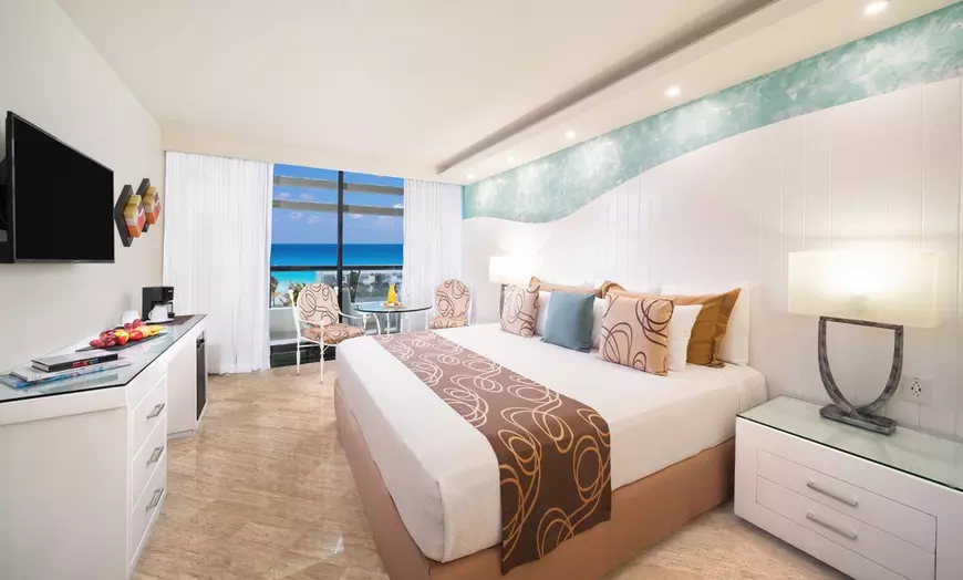 Grand Ocean View Room