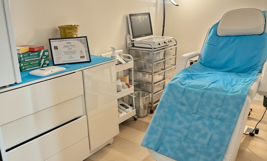 Image 4: 97% Off Award Winning HIFU Skin Tightening 