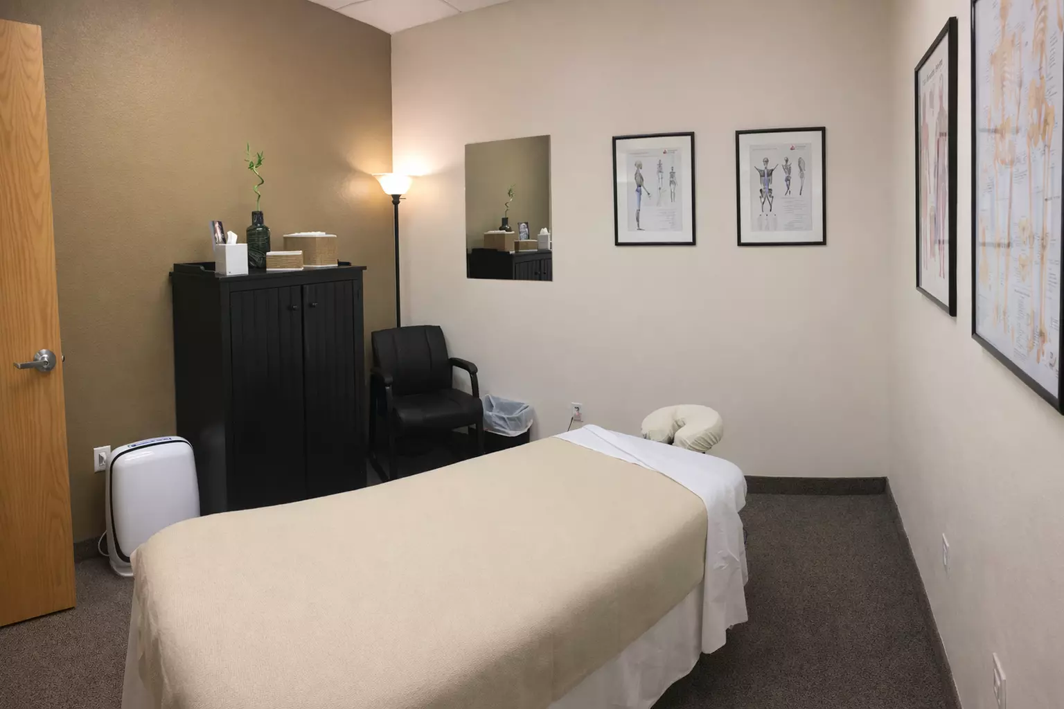 60-min Massage w/Specialized Techniques for Pain Relief & Relaxation