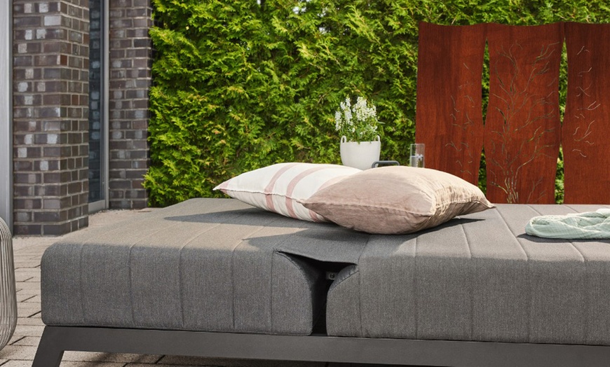 Image 4: Tumbona con respaldo ajustable de Home Deluxe