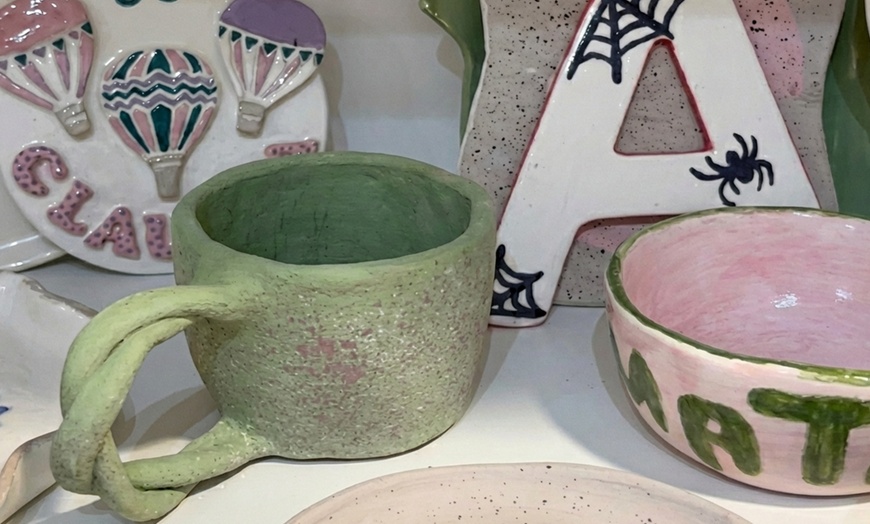 Image 9: Taller de cerámica de 2 h a elegir entre modelado o pintura