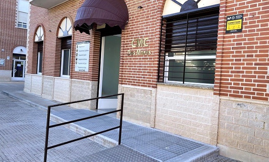 Image 10: Sesión de plasma pen para lunares, cicatrices o verrugas para 1