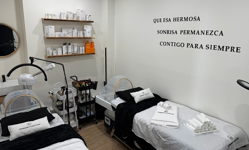 Image 2: Ritual de spa capilar con bebida de cortesía y opción a masaje para 1