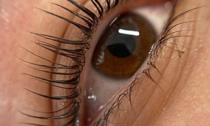 Image 2: Korean Lash Lift with Cysteamine Tech for Stronger, Defined Lashes